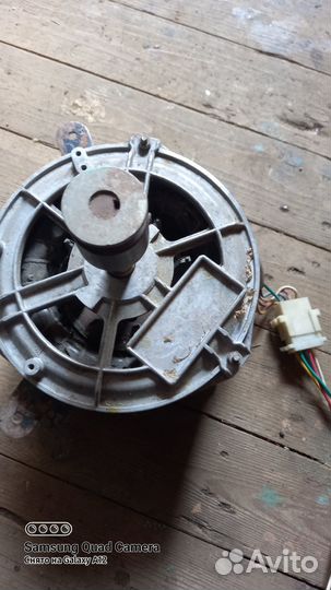 Двигатель от стиральной машины