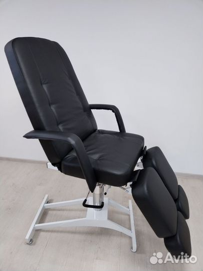 Педикюрное кресло на гидравлике 