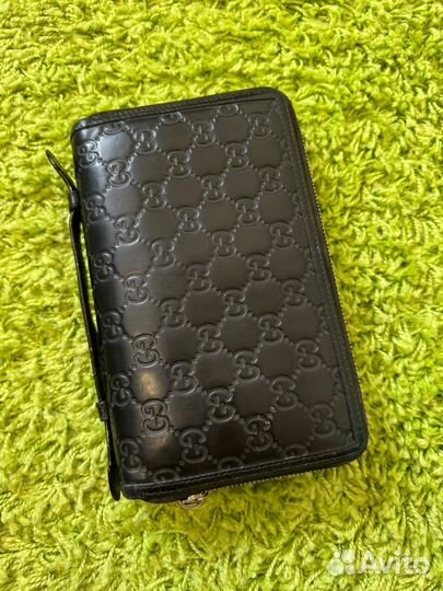 Пормоне Gucci