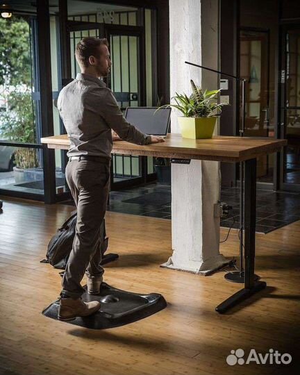 Компьютерный столс с регулировкой по высоте