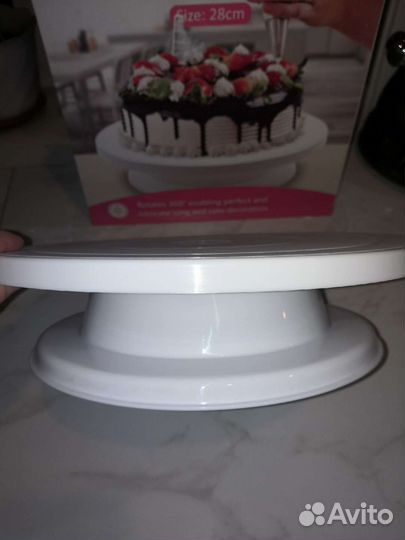 Тортовница вращающаяся