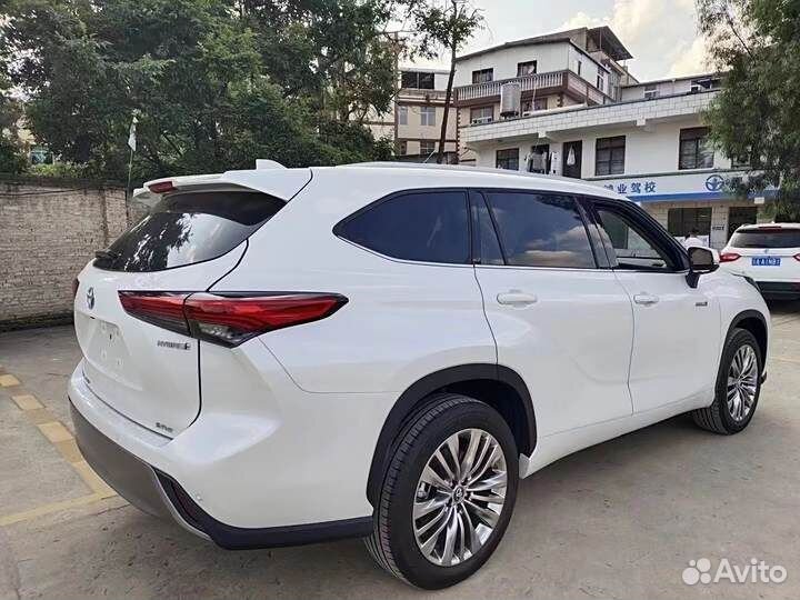 Toyota Highlander 2.5 AT, 2022, 48 000 км