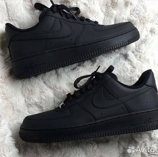 Nike Air Force 1 '07