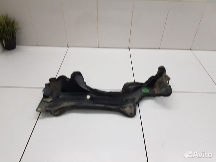 Пыльник радиатора левый (Geely Coolray)