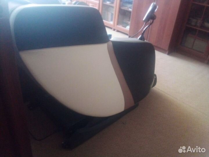 Массажное кресло