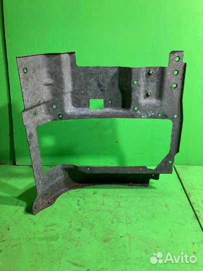 Кронштейн фары scania R420