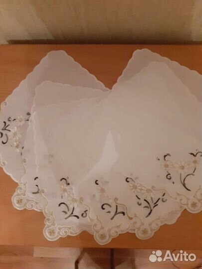 Текстиль для дома с нарядной вышивкой