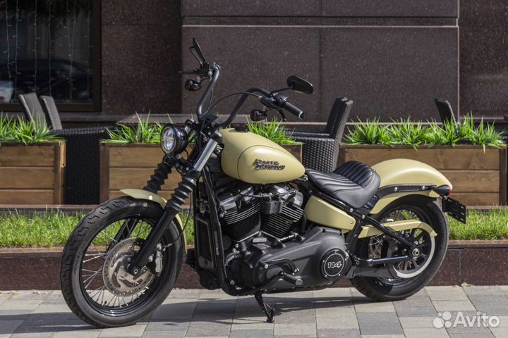 Мотоцикл harley-davidson softail street bob 2020