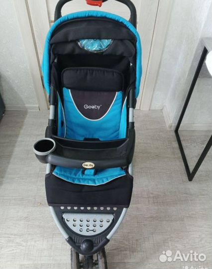 Прогулочная коляска бу