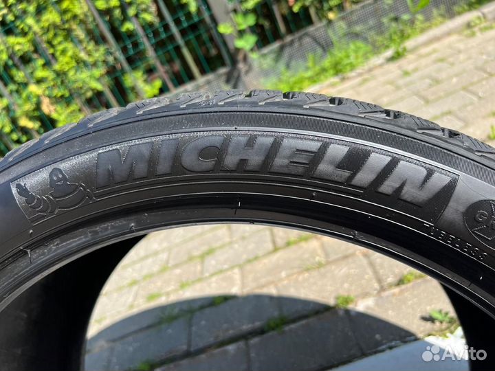 Michelin Alpin 295/35 R21