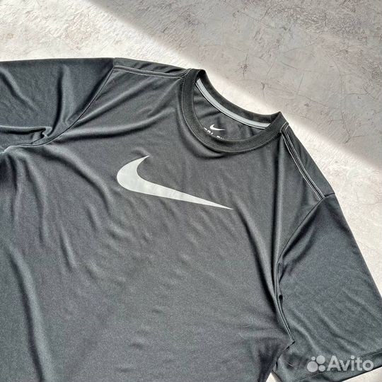 Футболка Nike Dri Fit Big Swoosh оригинал