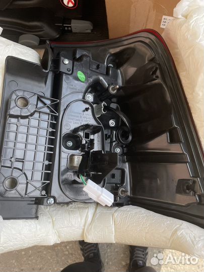 Комплект задних фонарей Land cruiser 200