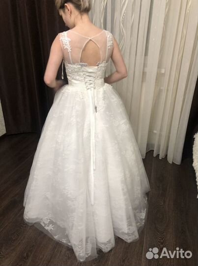 Свадебное платье