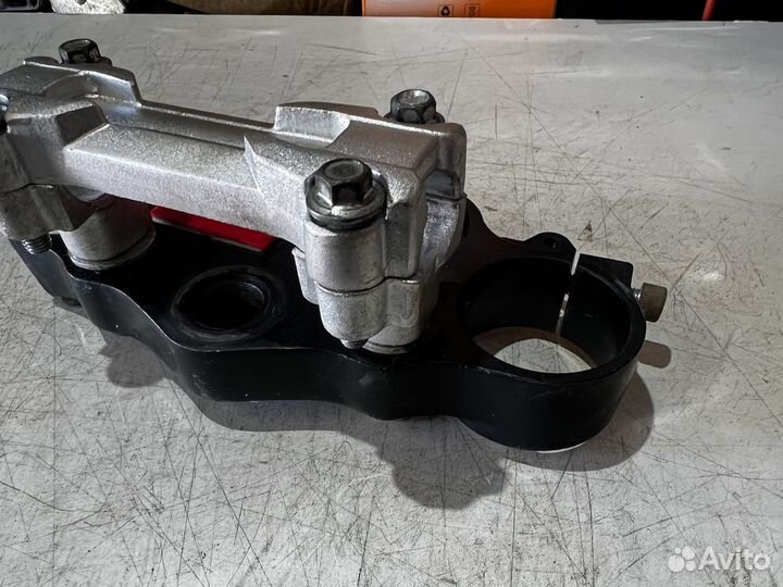 Траверса верхняя стойки руля motoland xr 250 мотол