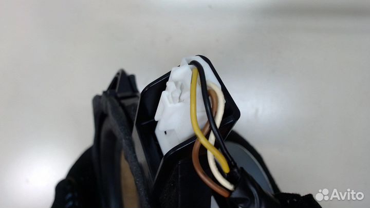 Сабвуфер Hyundai Genesis, 2009