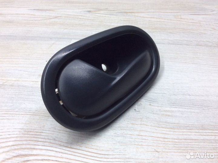 Ручка двери внутренняя левая передняя Renault