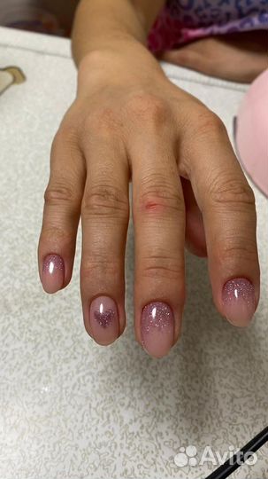Маникюр с покрытием гель-лаком