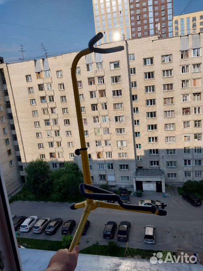 Стойка для гитары