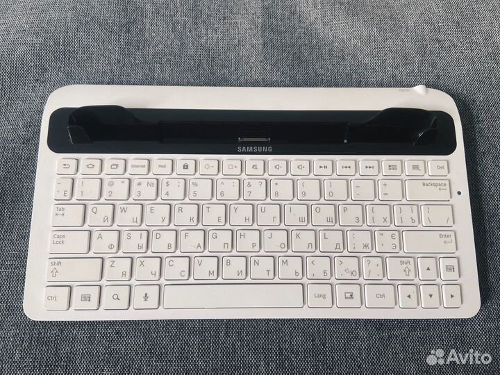 Клавиатура для планшета Samsung Galaxy 8.9 P7300