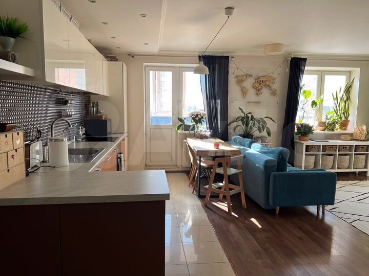 2-к. квартира, 57 м², 10/14 эт.