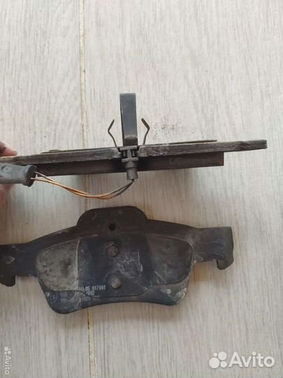 Тормозные колодки Mercedes-Benz w212