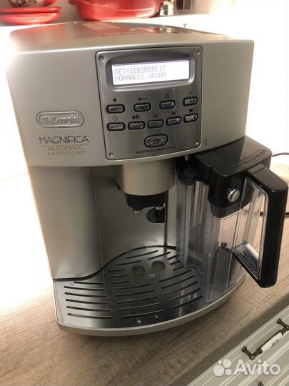 Кофемашина delonghi