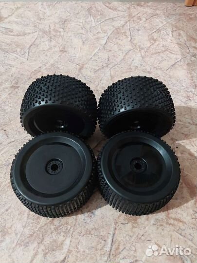 Колеса для трагги 1:8 17 хекс