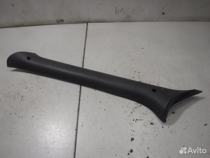 Обшивка стойки передней Iveco Daily