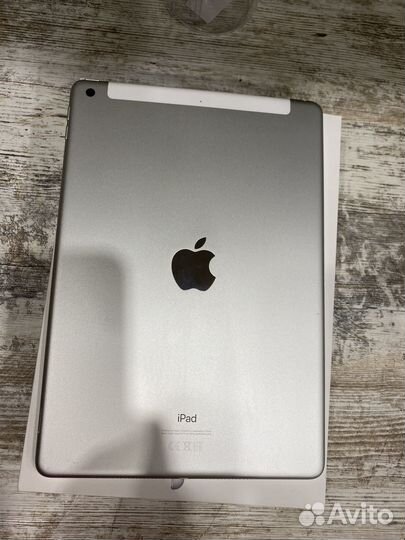 Apple iPad (2020), 32гб, Wi-Fi + Cellular