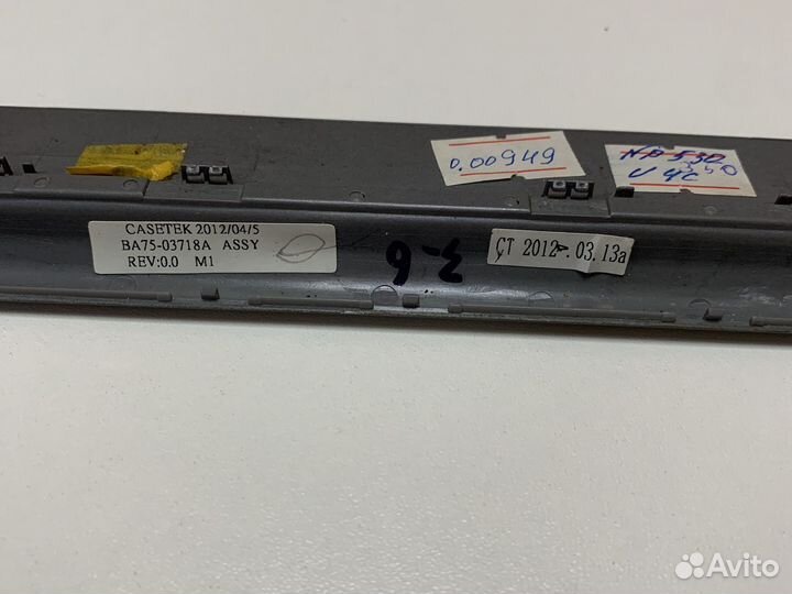 Рамка матрицы ноутбука samsung NP530U4C