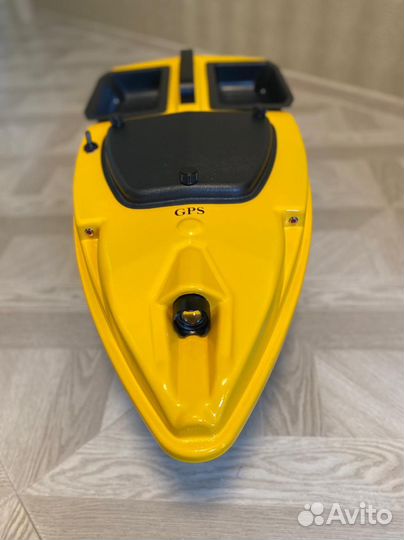 Корпус прикормочного кораблика