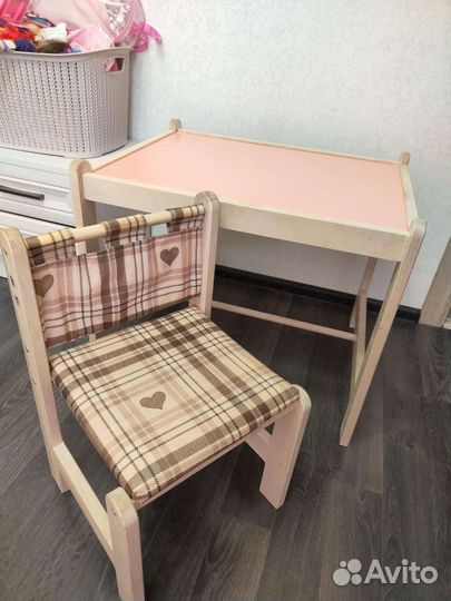 Стол и стул