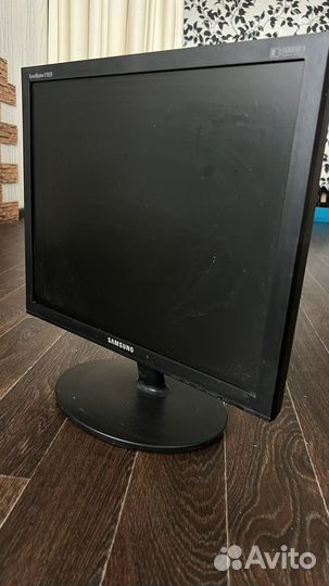 Монитор Samsung