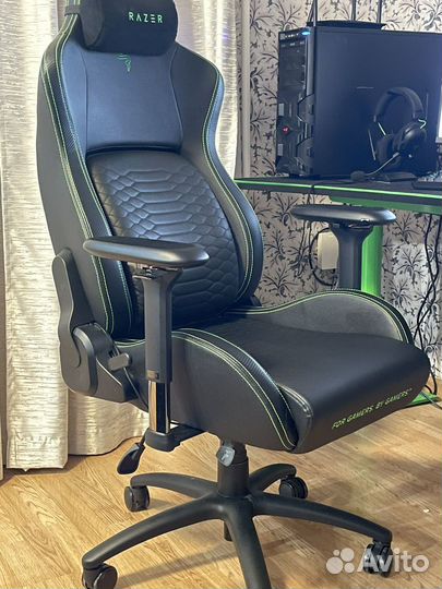 Компьютерное кресло Razer Iskur