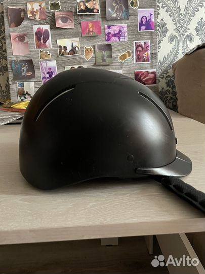 Шлем для конного спорта