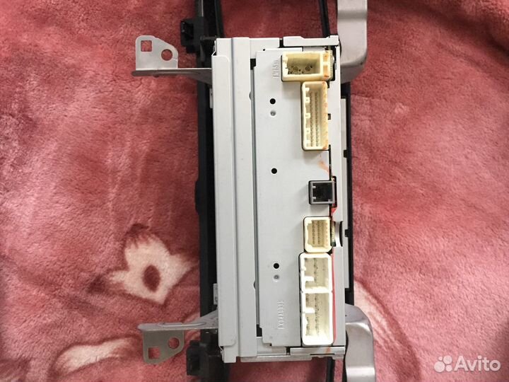 Штатная магнитола с тойоты