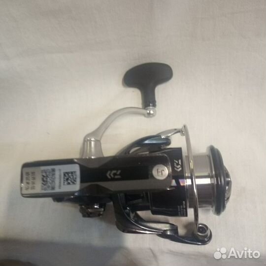 Катушка Daiwa 24 Luvias PC LT 2500S 9bb,5.1:1,150g