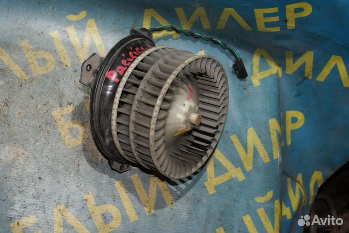 Моторчик печки Chrysler Voyager 4