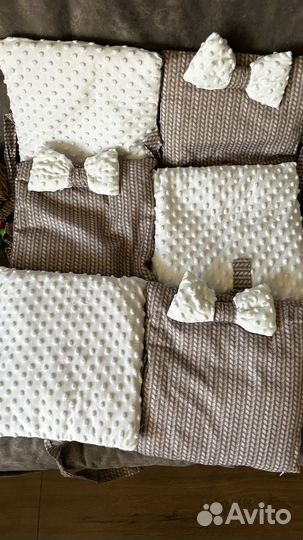 Бортики в детскую кроватку новые