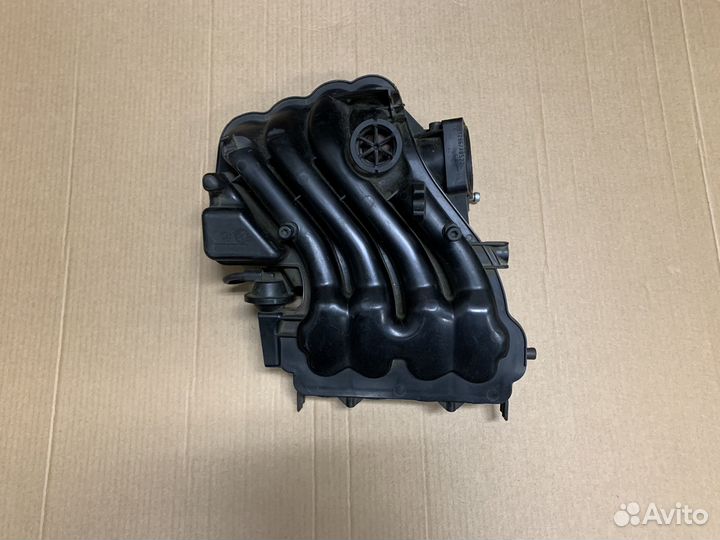 Коллектор впускной Skoda Octavia A4 Tour 1.6