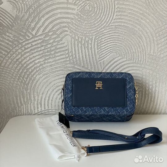 Сумка Tommy Hilfiger кроссбоди новая оригинал