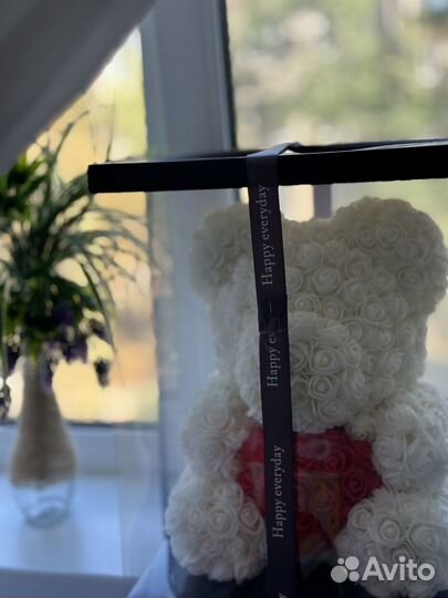 Мишка из роз