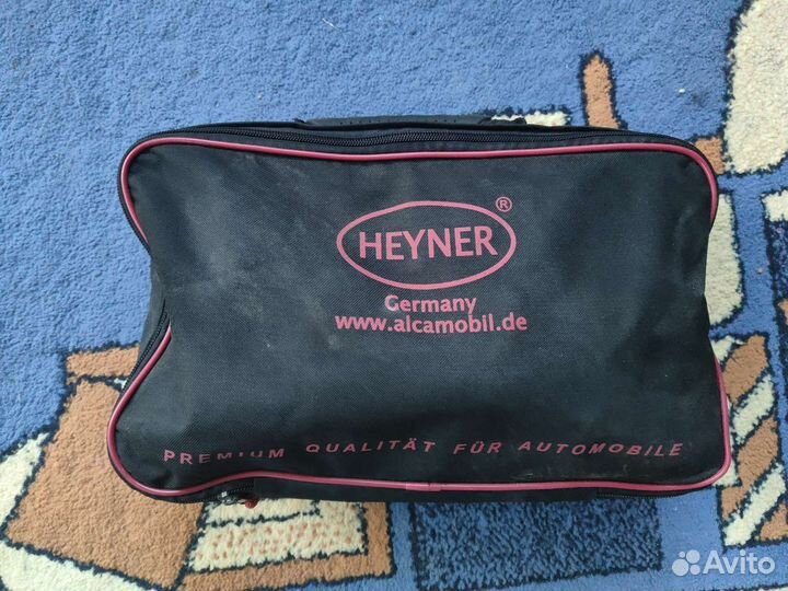 Автомобильный пылесос