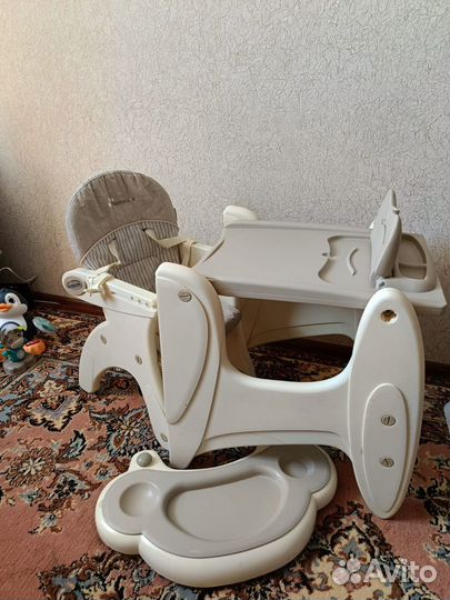 Стульчик для кормления mamalove