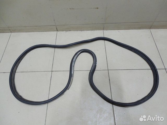 Уплотнитель багажника V5 2013