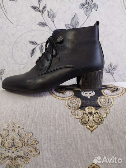 Ботинки демисезонные