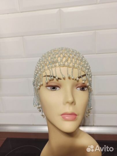 Шапочки из биссера голубые