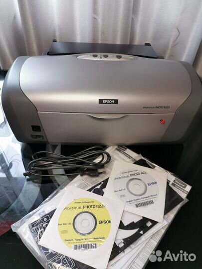 Цветной принтер Epson 220