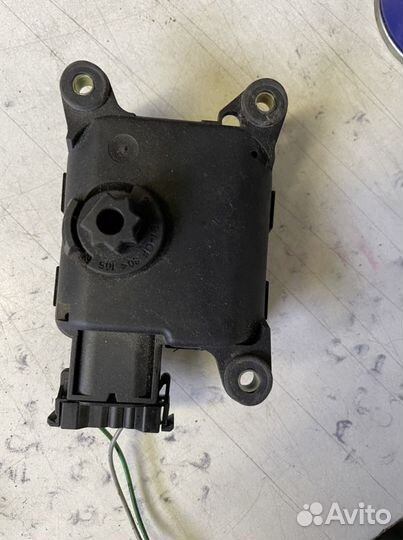 Сервопривод заслонки печки Renault Scenic 1996-200