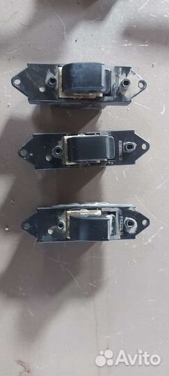 Кнопка стеклоподъёмника на Mitsubishi Lancer 10